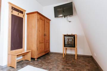 Фото номера Двухместный номер с 1 кроватью Отель Conacul Nagy г. Coşeni 3